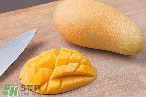 買芒果怎么挑？怎么辨別芒果是不是催熟的？