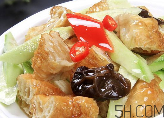 油條和什么炒好吃？油條可以炒什么菜？