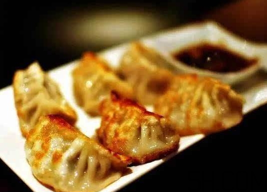 煎餃怎么做不粘鍋？煎餃粘鍋怎么辦？