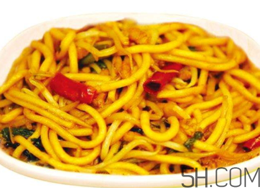 吃炒面會胖嗎？炒面熱量高嗎？