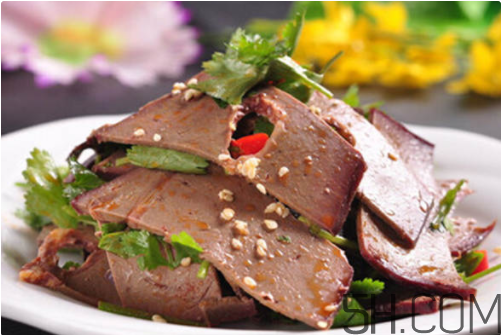 南瓜發(fā)霉了能吃嗎？高血壓不能吃的食物