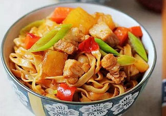 炒面為什么會(huì)粘鍋？炒面怎么不粘鍋？