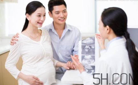 孕晚期真假宮縮怎么分辨？假性宮縮頻繁是快生了嗎？