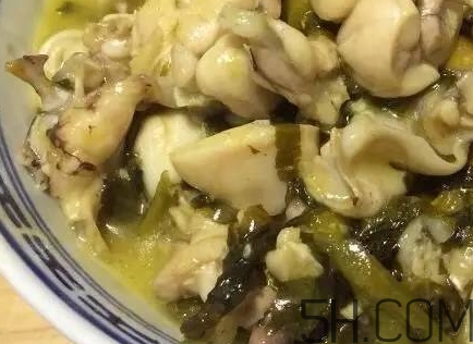 酸菜牛蛙月餅?zāi)睦镉匈u？酸菜牛蛙月餅地址