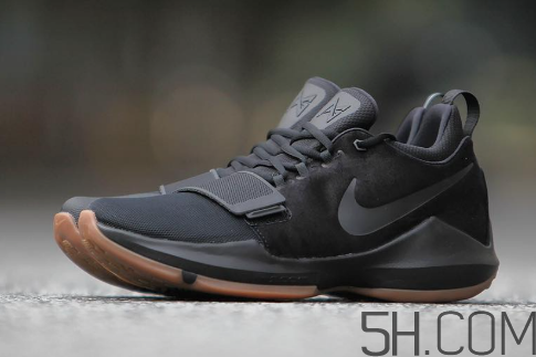 nike pg 1黑色生膠大底發(fā)售時間_實物什么樣？