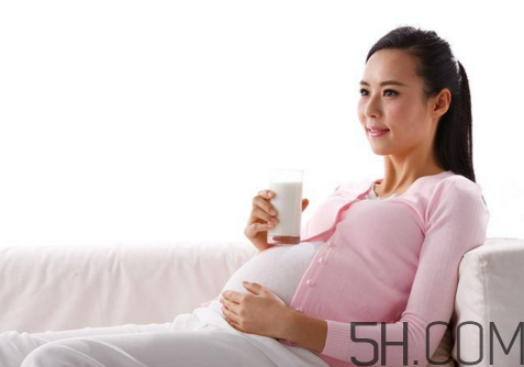 孕婦奶粉能和雞蛋一起吃嗎？喝孕婦奶粉的注意事項(xiàng)