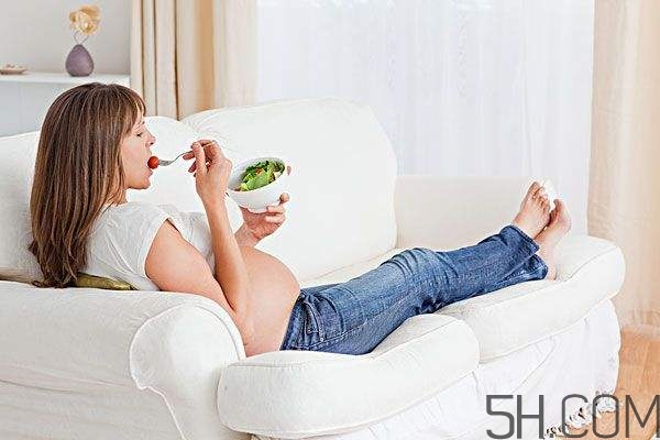 孕婦奶粉可以干吃嗎？孕婦奶粉可以喝到生嗎？