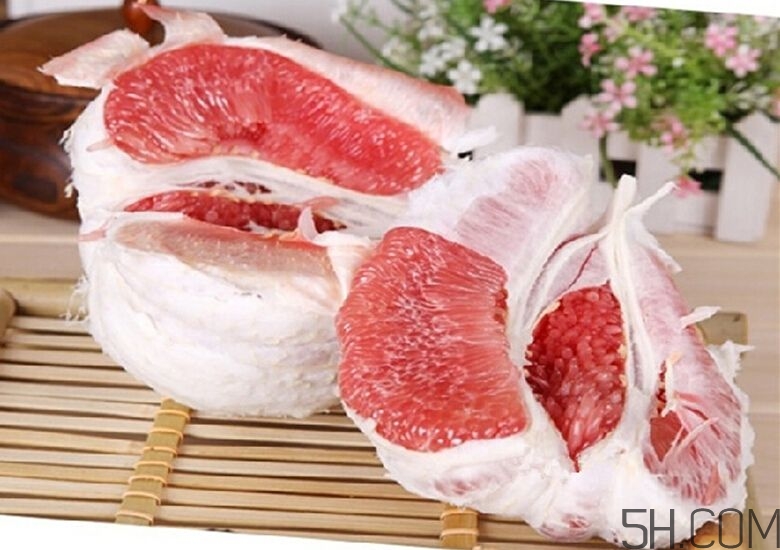 紅心柚子與白肉柚子有什么差別？紅心柚子是轉(zhuǎn)基因嗎？