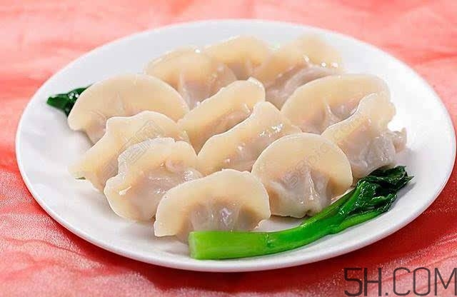 煮餃子開鍋煮皮還是餡？煮餃子蓋不蓋鍋蓋？