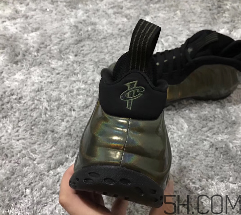 nike air foamposite one legion green全息噴什么時(shí)候發(fā)售？