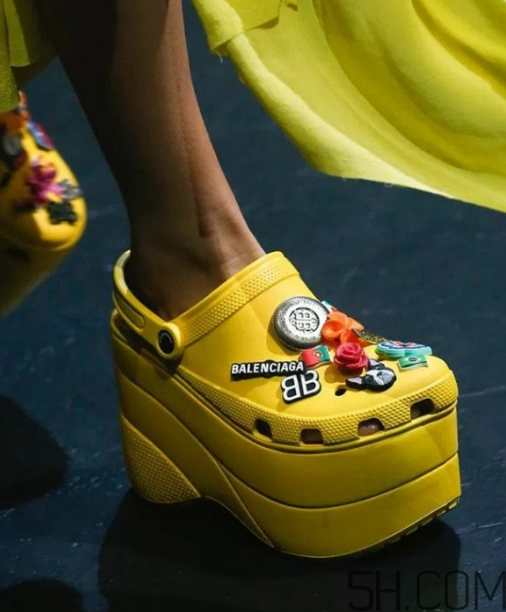 balenciaga巴黎世家厚底洞洞鞋什么時候發(fā)售？