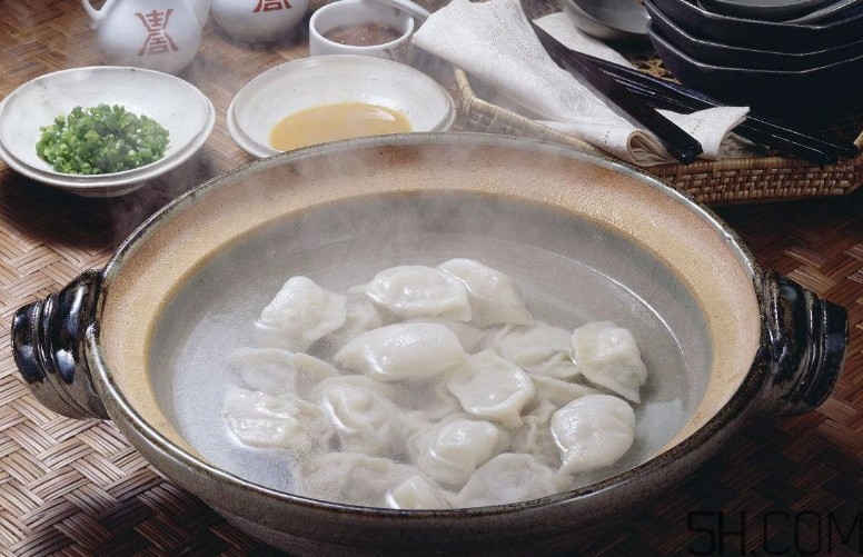 煮餃子怎么煮不破皮？煮餃子怎么看熟沒熟？