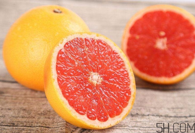 紅心柚子皮怎么是紅的？紅心柚子皮能吃嗎？