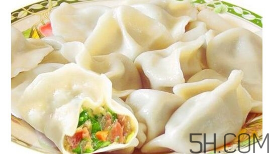 煮餃子開鍋煮皮還是餡？煮餃子蓋不蓋鍋蓋？
