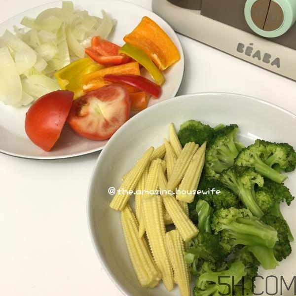 關(guān)于寶寶吃輔食的疑難問題，答案在這里