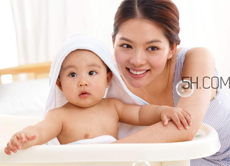 試管嬰兒是什么意思？哪些人適合做試管嬰兒？