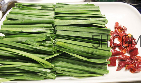 吃韭菜為什么口臭？吃韭菜脹氣怎么緩解？