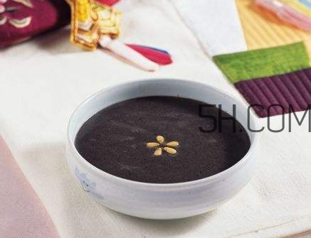黑芝麻糊過期了能喝嗎？如何辨別黑芝麻是否變質？