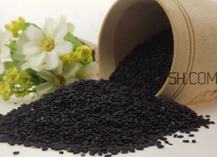 黑芝麻清洗掉色正常嗎？黑芝麻有黑色素嗎？