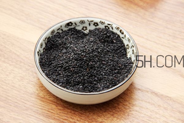黑芝麻能多吃嗎？黑芝麻吃多了有什么壞處？