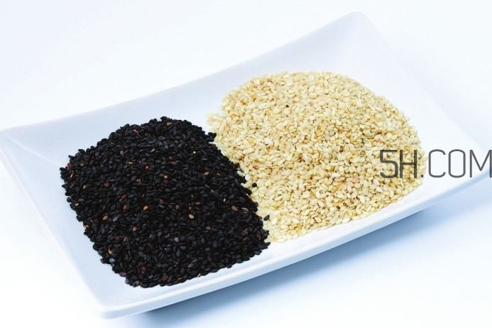 黑芝麻有點(diǎn)苦正常嗎？黑芝麻有保質(zhì)期嗎？