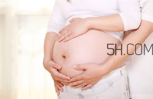 懷孕嘔吐吃什么可以緩解？孕婦哪幾種情況不能隨便摸肚子？