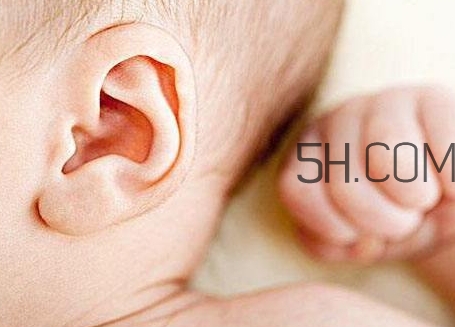 耳朵會感染腳氣嗎？耳朵感染腳氣怎么治