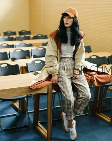 卡其色風(fēng)衣配什么鞋子？卡其色風(fēng)衣搭配鞋子圖片