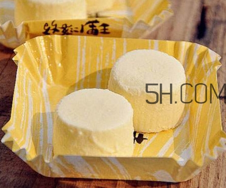 如何用牛奶自制淡奶油？淡奶油開(kāi)封后能保存多久