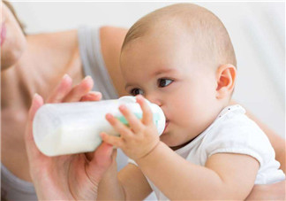 哺乳期不能吃什么食物？奶水多寶寶吃不完怎么辦？