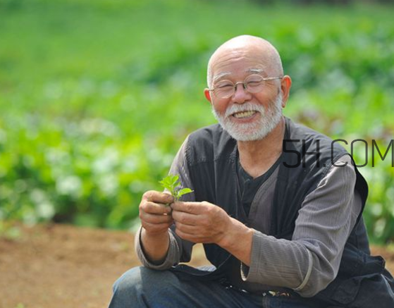 肺結(jié)核跟乙肝哪個(gè)嚴(yán)重？肺結(jié)核會(huì)轉(zhuǎn)化為肺癌嗎？