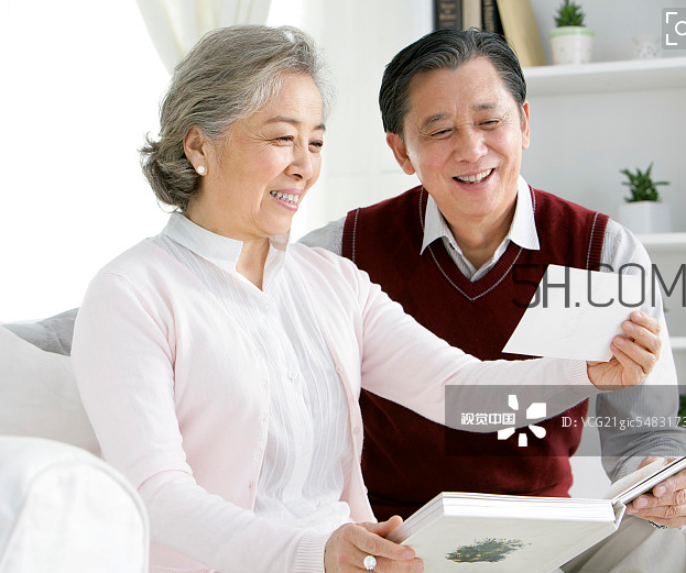 頸椎病能游泳嗎？頸椎病能引起胸疼嗎？