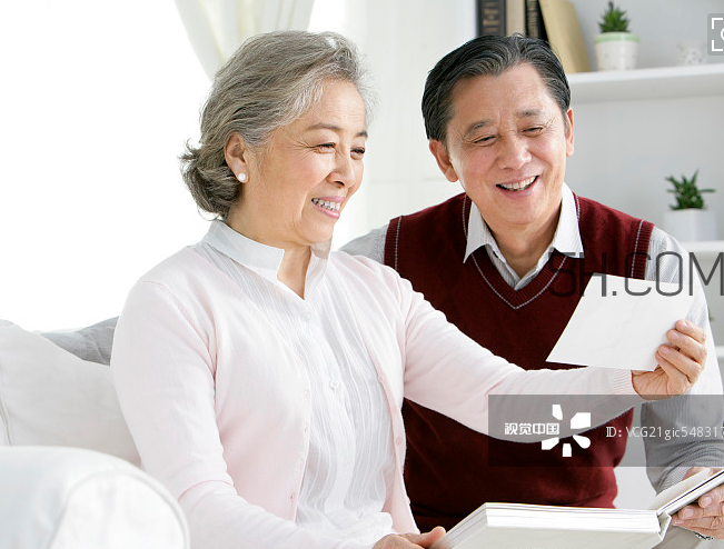 頸椎病會(huì)引起頭痛嗎？頸椎病會(huì)引起頭暈嗎？