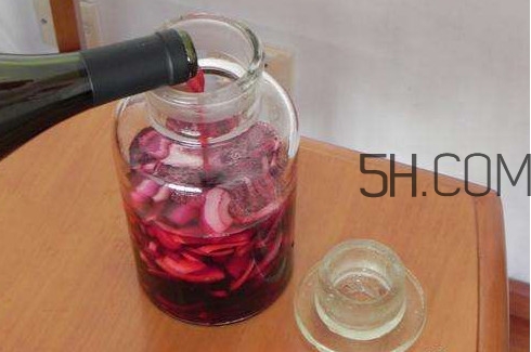 葡萄酒泡洋蔥怎么做？葡萄酒泡洋蔥的功效與作用