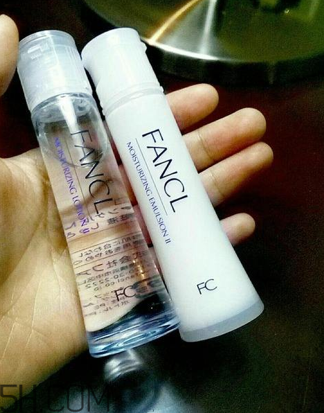 fancl水乳哪個系列好用？fancl芳珂水乳成分