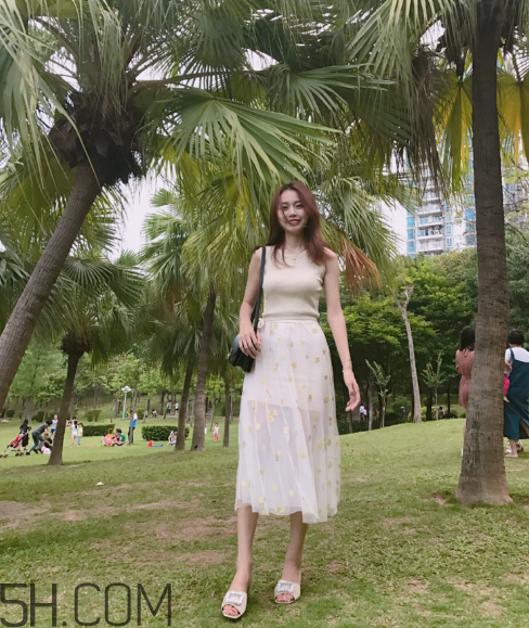 歐時力衣服尺碼偏大嗎？歐時力衣服可以退嗎？