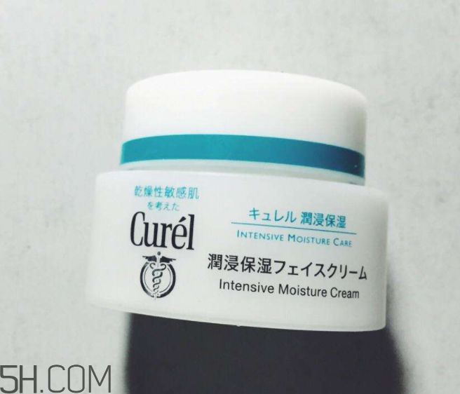 珂潤面霜適合夏天用嗎？夏天用珂潤面霜會油嗎？