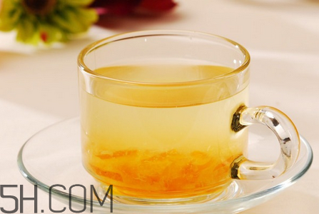 紅心柚和白心柚有什么區(qū)別？柚子皮泡水喝的作用？
