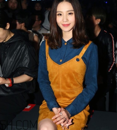 焦糖色適合什么膚色？焦糖色適合黃皮嗎