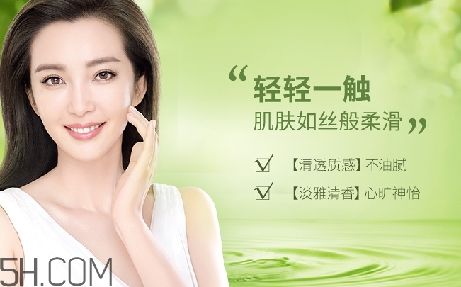 百雀羚爽膚水怎么樣？百雀羚爽膚水含酒精嗎？