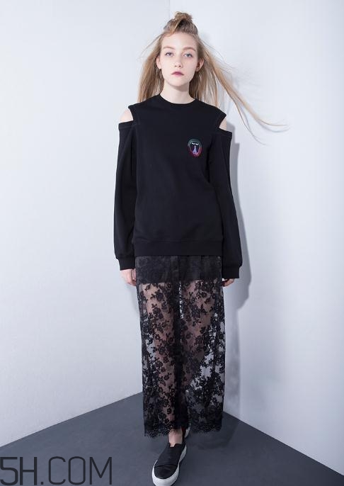 地素衣服適合什么人？地素衣服的質(zhì)量怎么樣？