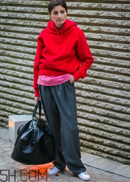 紅色衣服褪色怎么補(bǔ)救？紅色衣服掉色如何處理？