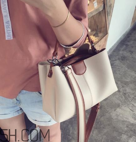 白色包包被衣服染色了怎么辦？白色包包染色怎么去除？