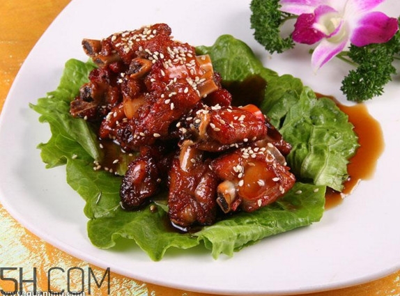 糖醋排骨怎樣做肉不硬？產(chǎn)婦能不能吃糖醋排骨