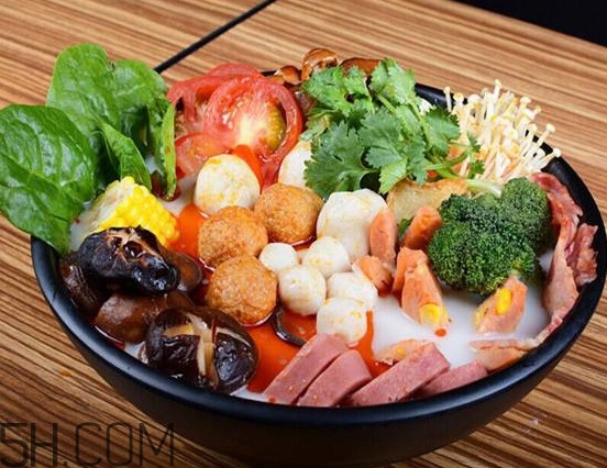 關(guān)東煮利潤(rùn)高嗎？關(guān)東煮和麻辣燙的區(qū)別