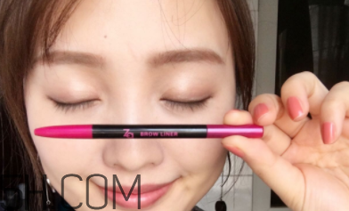 姬芮柔芯旋彩眉筆怎么樣？姬芮柔芯旋彩眉筆試色