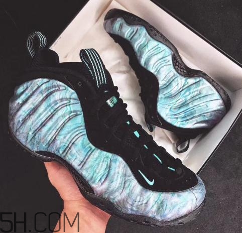 nike air foamposite one鮑魚噴實(shí)物什么樣？