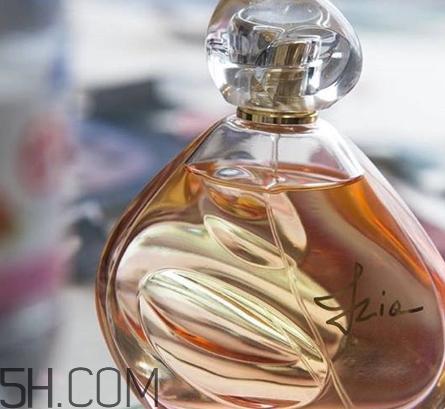 sisley izia伊莎香水怎么樣？希思黎izia香水好聞嗎