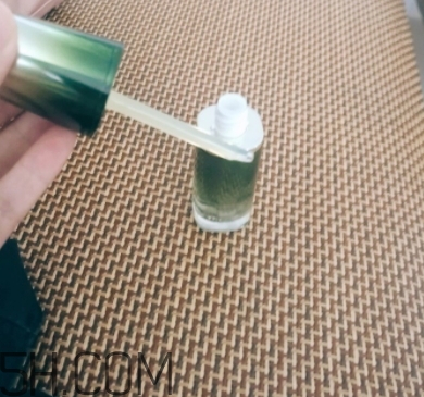 百雀羚肌初賦活系列怎么樣？百雀羚肌初賦活系列適合年齡