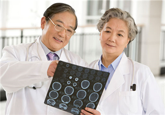 甲亢為什么會突眼？甲亢為什么會低鉀？